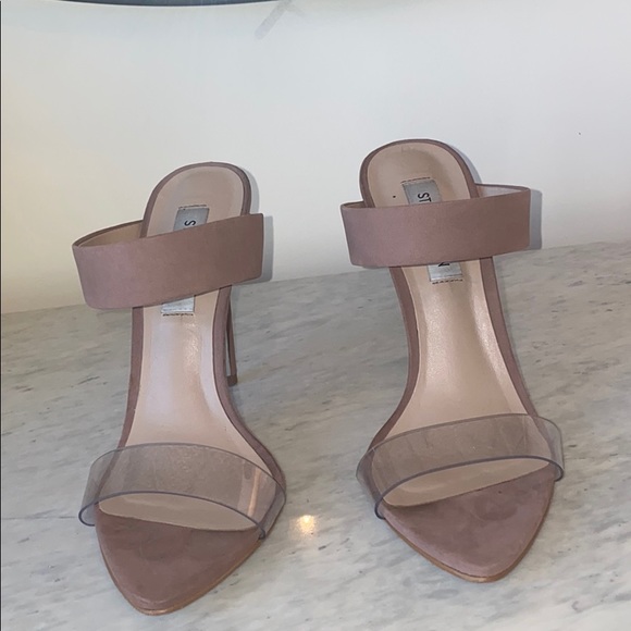 Shoes - Steve Madden beige heels